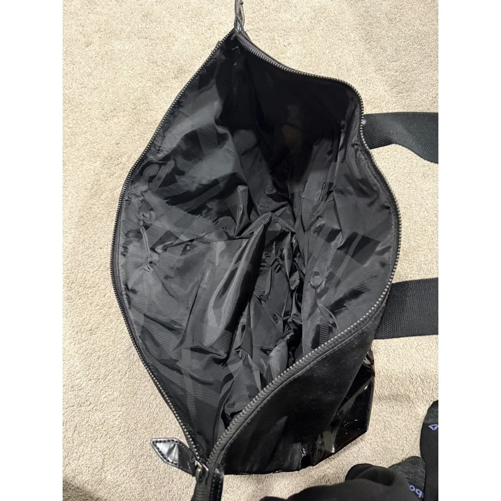 Burberry Fragrances Black‎ Patent Trim Weekend Travel Duffle Bag Gift